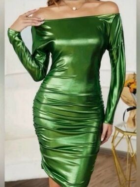Off-Shoulder Metallic Green Bodycon Dress